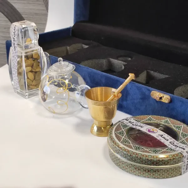 پک هدیه زعفران 1126