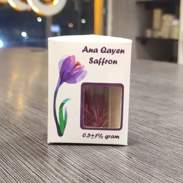 زعفران نیم گرمی در بطری شیشه ای